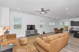 253 Peters Ln S, Madera, CA 93636 - Photo 6