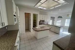 2563 W Fir Ave, Fresno, CA 93711 - Photo 12