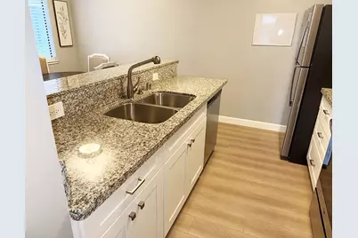 750 Del Verde Circle #1, Sacramento, CA 95833 - Photo 2