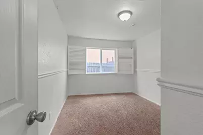 8272 Summer Falls Circle, Sacramento, CA 95828 - Photo 16