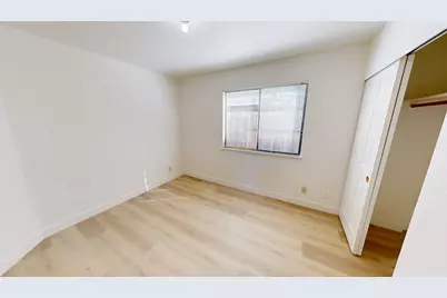 8775 Brittany Park Drive, Sacramento, CA 95828 - Photo 16