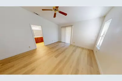 8775 Brittany Park Drive, Sacramento, CA 95828 - Photo 26
