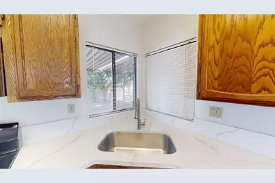 8775 Brittany Park Drive, Sacramento, CA 95828 - Photo 6