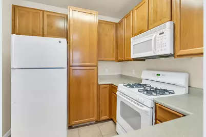 5201 Laguna Oaks Dr #12, Elk Grove, CA 95758 - Photo 10