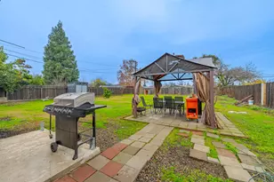 1595 E 26th St, Merced, CA 95340 - Photo 28