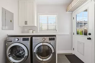 535 55th St, Sacramento, CA 95819 - Photo 38