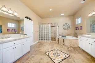 100 Englehart Dr, Folsom, CA 95630 - Photo 38