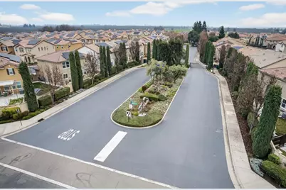 73 Pilato Drive, Stockton, CA 95209 - Photo 28