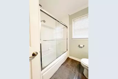 1915 W Harding Way, Stockton, CA 95203 - Photo 18