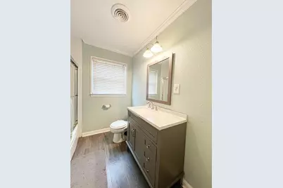 1915 W Harding Way, Stockton, CA 95203 - Photo 20