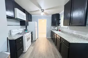 1915 W Harding Way, Stockton, CA 95203 - Photo 12