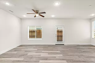 1415 Villa Wy, Modesto, CA 95351 - Photo 8