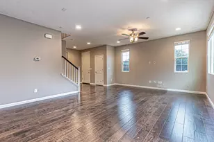 275 Barnhill Dr, Folsom, CA 95630 - Photo 6