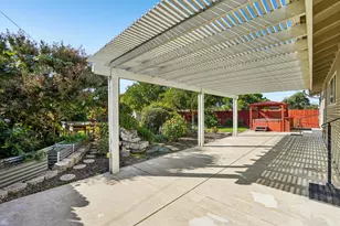 9380 Mirandy Dr, Sacramento, CA 95826 - Photo 32