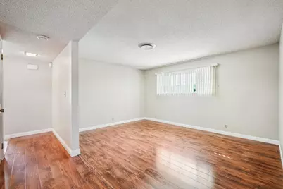 9380 Mirandy Drive, Sacramento, CA 95826 - Photo 6