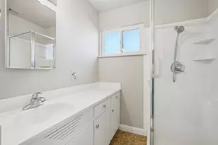 9380 Mirandy Dr, Sacramento, CA 95826 - Photo 24