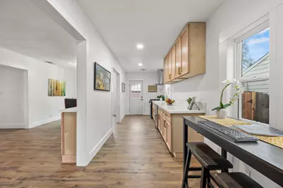 1637 Eldridge Avenue, Sacramento, CA 95815 - Photo 8