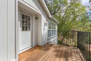 18506 Dunvegan Dr, Applegate, CA 95703 - Photo 2