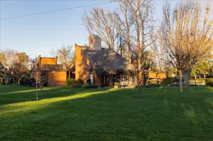 2200 Woodside Ln, Sacramento, CA 95825 - Photo 28