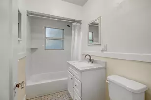 2683 Harkness St, Sacramento, CA 95818 - Photo 16