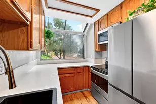 8667 Mariners Dr, Stockton, CA 95219 - Photo 8