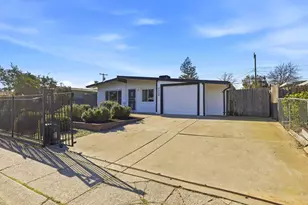 5404 57th St, Sacramento, CA 95820 - Photo 22