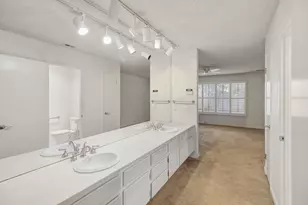 704 Dunbarton Cir, Sacramento, CA 95825 - Photo 38