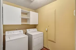 704 Dunbarton Cir, Sacramento, CA 95825 - Photo 44