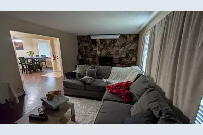 3115 E Clinton Avenue, Fresno, CA 93703 - Photo 18