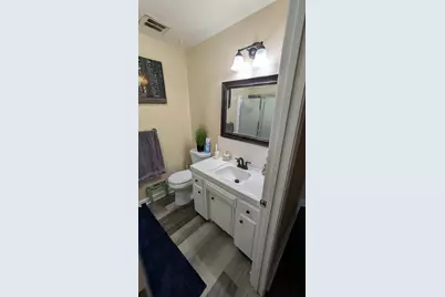 3115 E Clinton Avenue, Fresno, CA 93703 - Photo 12