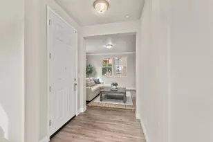 3849 Miners Ravine Dr, Roseville, CA 95661 - Photo 6