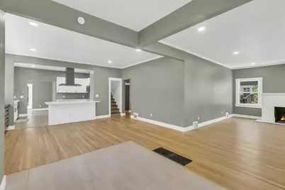 1045 35th Street, Sacramento, CA 95816 - Photo 4