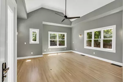 1045 35th Street, Sacramento, CA 95816 - Photo 40