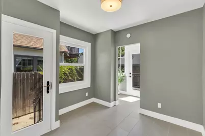 1045 35th Street, Sacramento, CA 95816 - Photo 24