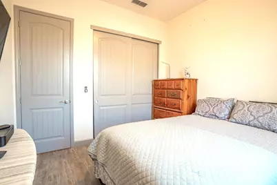 9444 Quintero Avenue, Elk Grove, CA 95624 - Photo 28