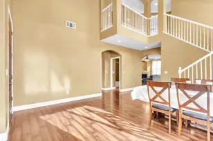 8085 Goran Ct, Sacramento, CA 95828 - Photo 6