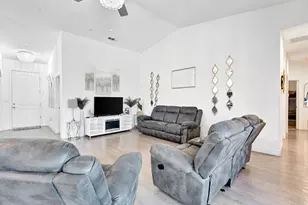1228 Monterey St, Madera, CA 93637 - Photo 12
