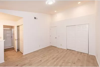 8245 Calleystone Way, Antelope, CA 95843 - Photo 22