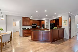 5 Latham Ln, Sacramento, CA 95864 - Photo 22