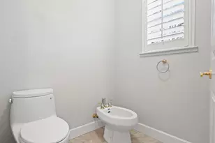 5 Latham Ln, Sacramento, CA 95864 - Photo 36