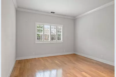 5 Latham Lane, Sacramento, CA 95864 - Photo 22