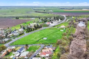 993 Blair St, Hood, CA 95639 - Photo 36