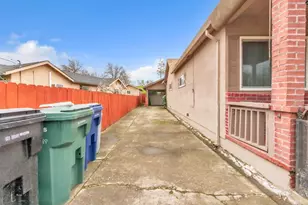 993 Blair St, Hood, CA 95639 - Photo 30