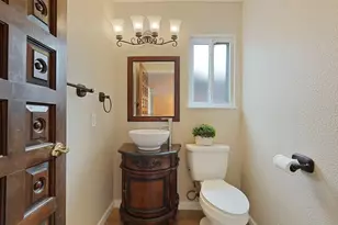 701 Erie Dr, Stockton, CA 95210 - Photo 32