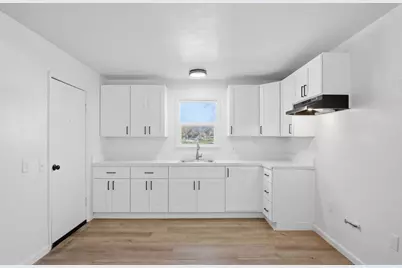 816 Dawn Drive, Modesto, CA 95350 - Photo 10