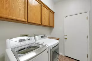 1289 Canevari Dr, Roseville, CA 95747 - Photo 42