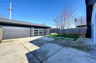 6915 18th Ave, Sacramento, CA 95820 - Photo 30