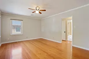 2566 Evergreen St, Sacramento, CA 95815 - Photo 8