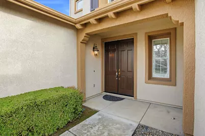 9808 Castelli Way, Elk Grove, CA 95757 - Photo 4