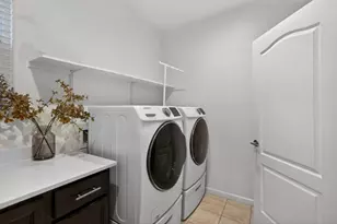 3627 Barletta Ln, Sacramento, CA 95834 - Photo 16